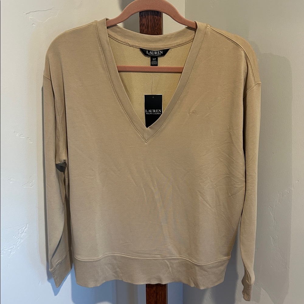 NWT Lauren Ralph Lauren V-neck Long Sleeve Pullover Sweater /Top Women’s Size SP